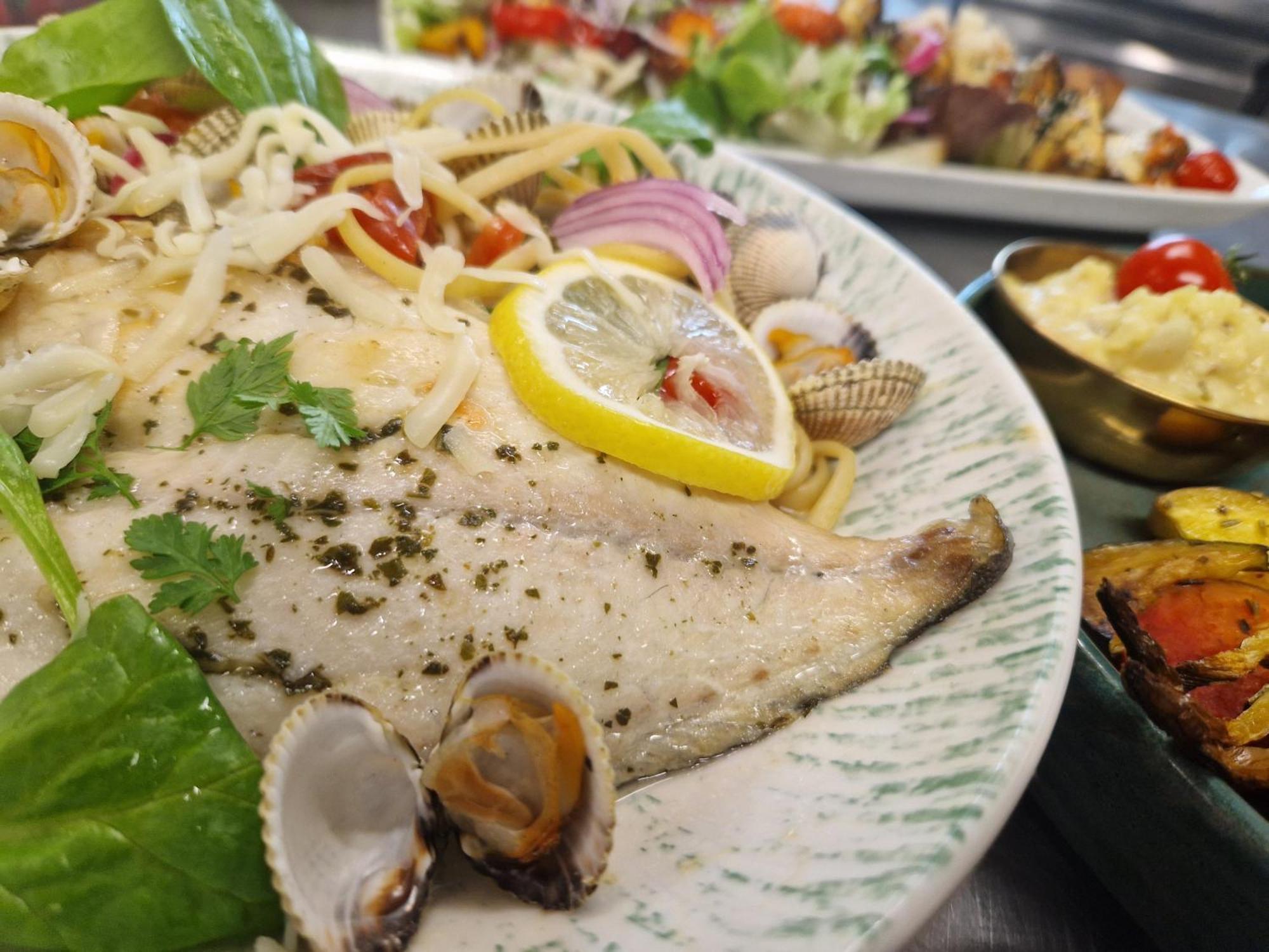 Hotel Restaurant L'Industrie แซ็งดอแมร์ ภายนอก รูปภาพ