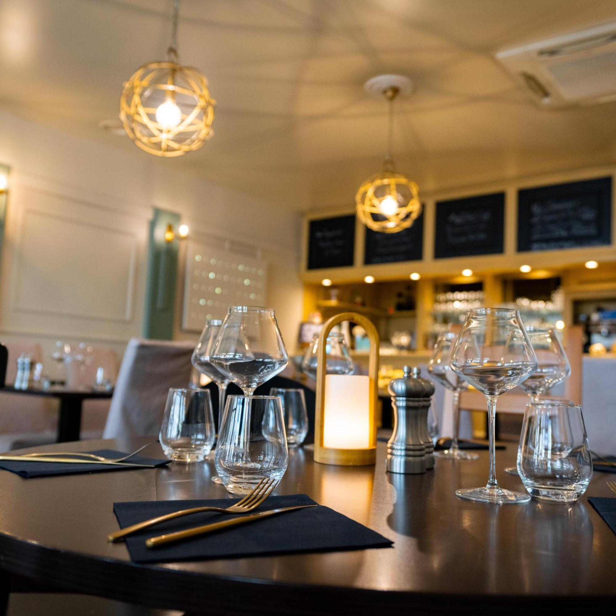 Hotel Restaurant L'Industrie แซ็งดอแมร์ ภายนอก รูปภาพ