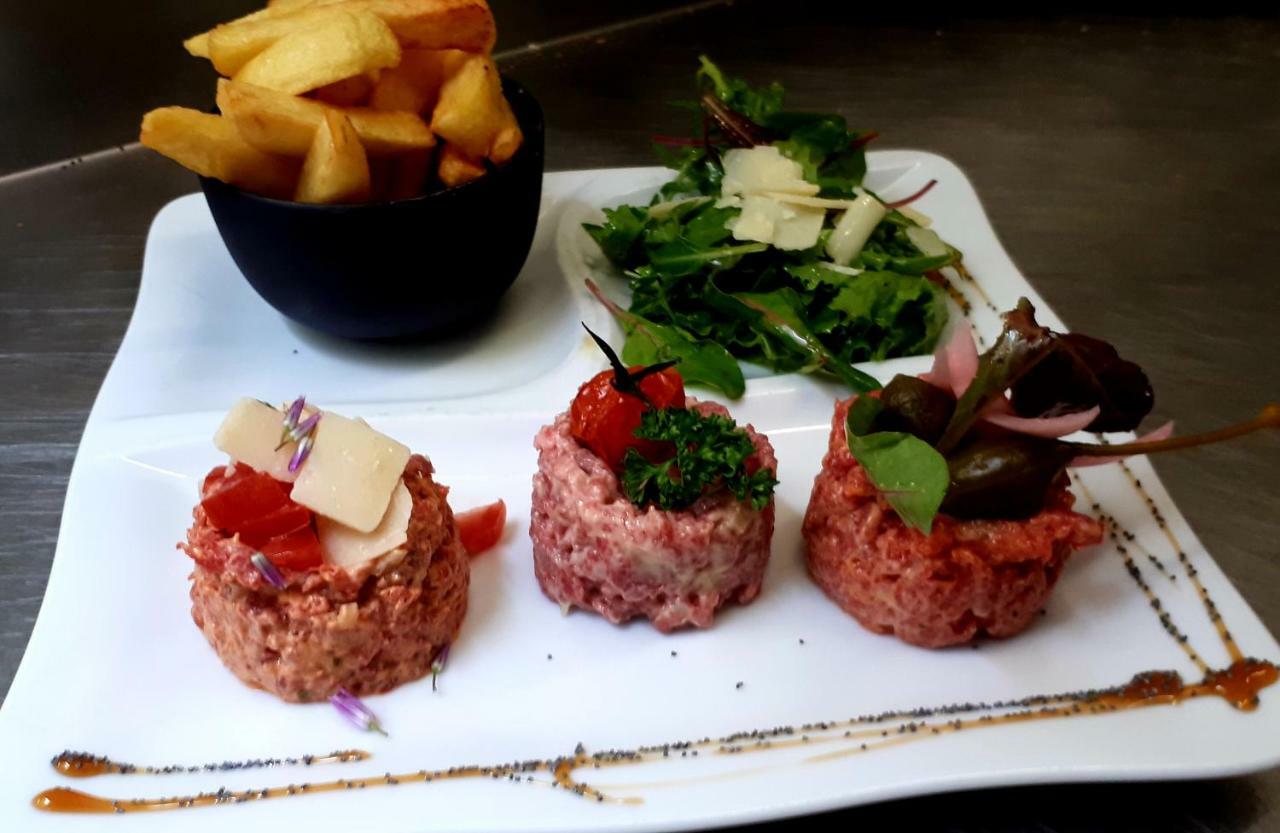 Hotel Restaurant L'Industrie แซ็งดอแมร์ ภายนอก รูปภาพ